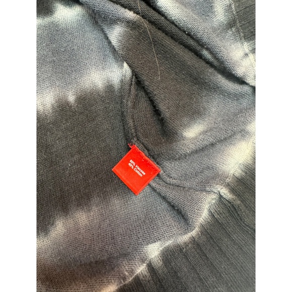 RED Saks Fifth Avenue Black/Grey Oversized Pullover Sweater Size M - Picture 10 of 10